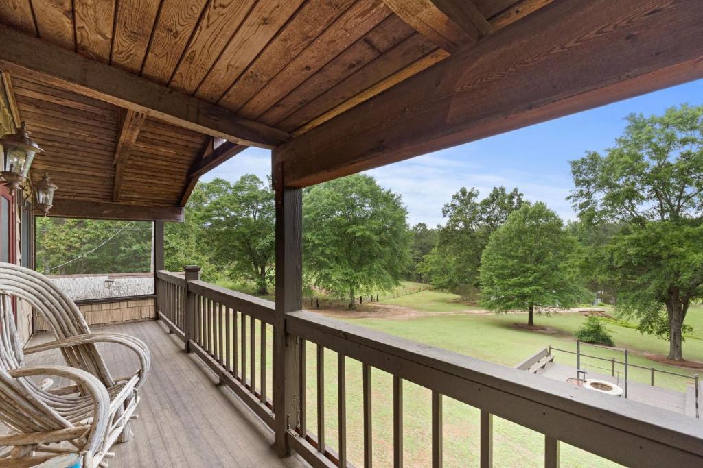 Refuge Ranch Retreat Log Cabin Lake 53+ Acres Locust Grove Extérieur photo